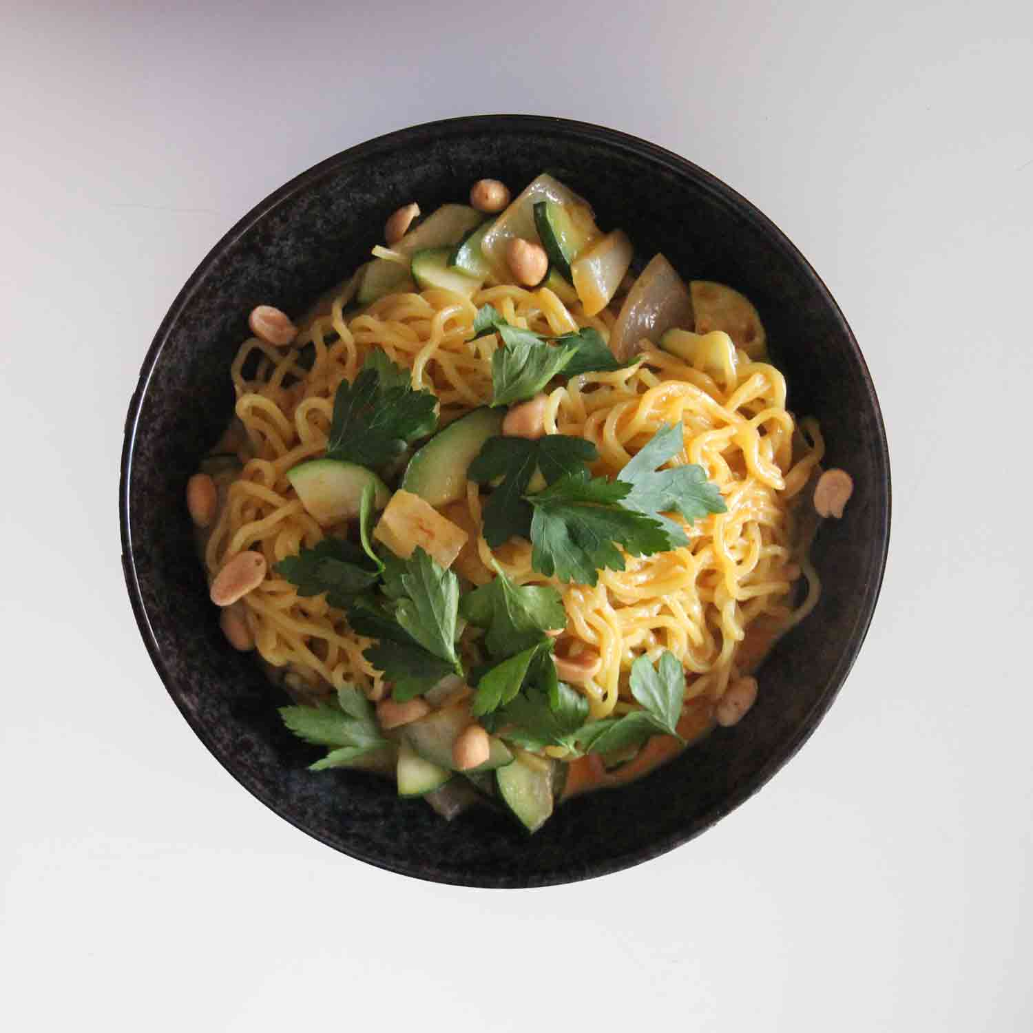 Ramen Bowl (vegan) — Mittagsmenü bei Sushi Ninja